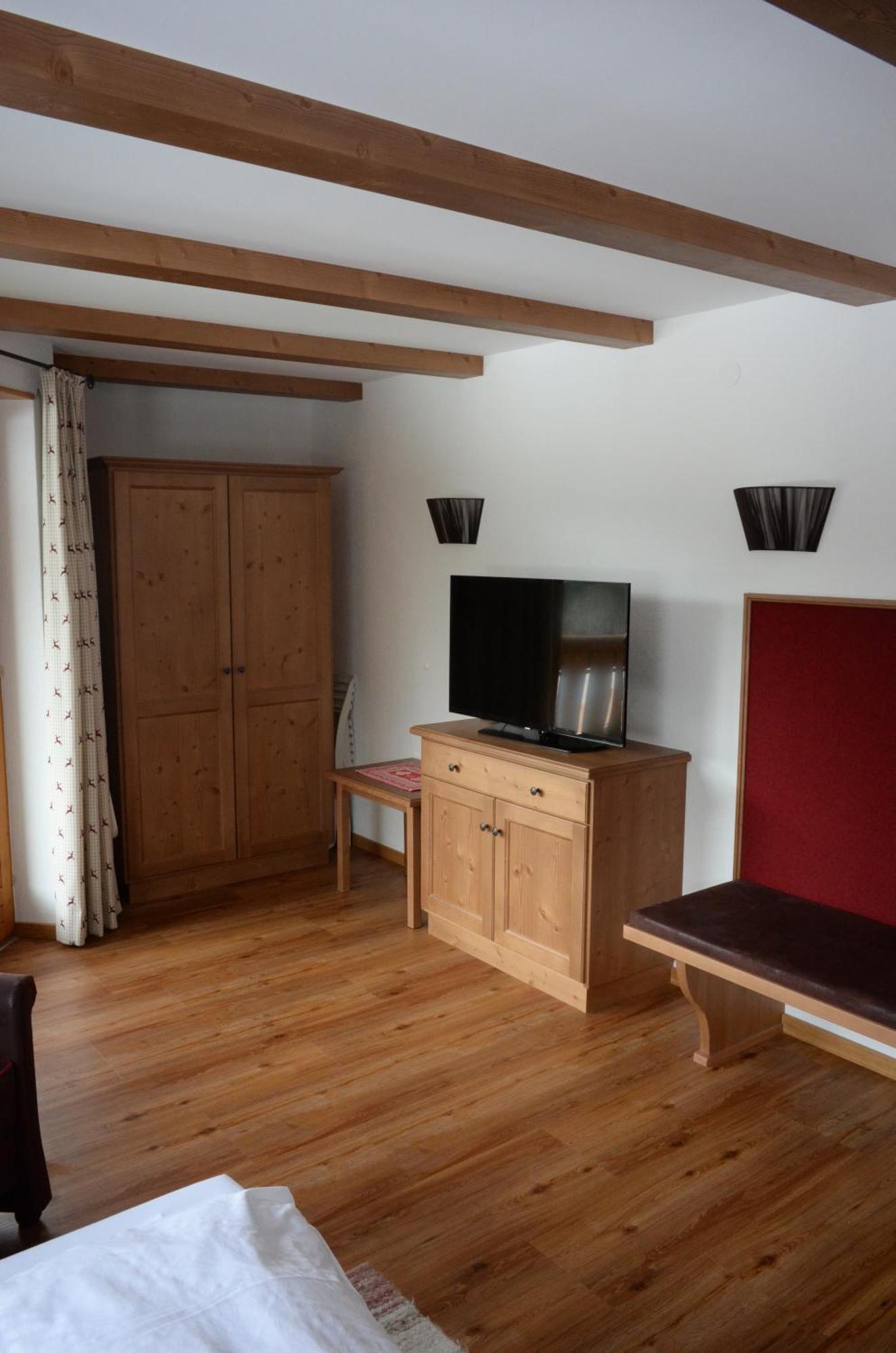 Appartements Tschol Martin Sankt Anton am Arlberg Habitación foto
